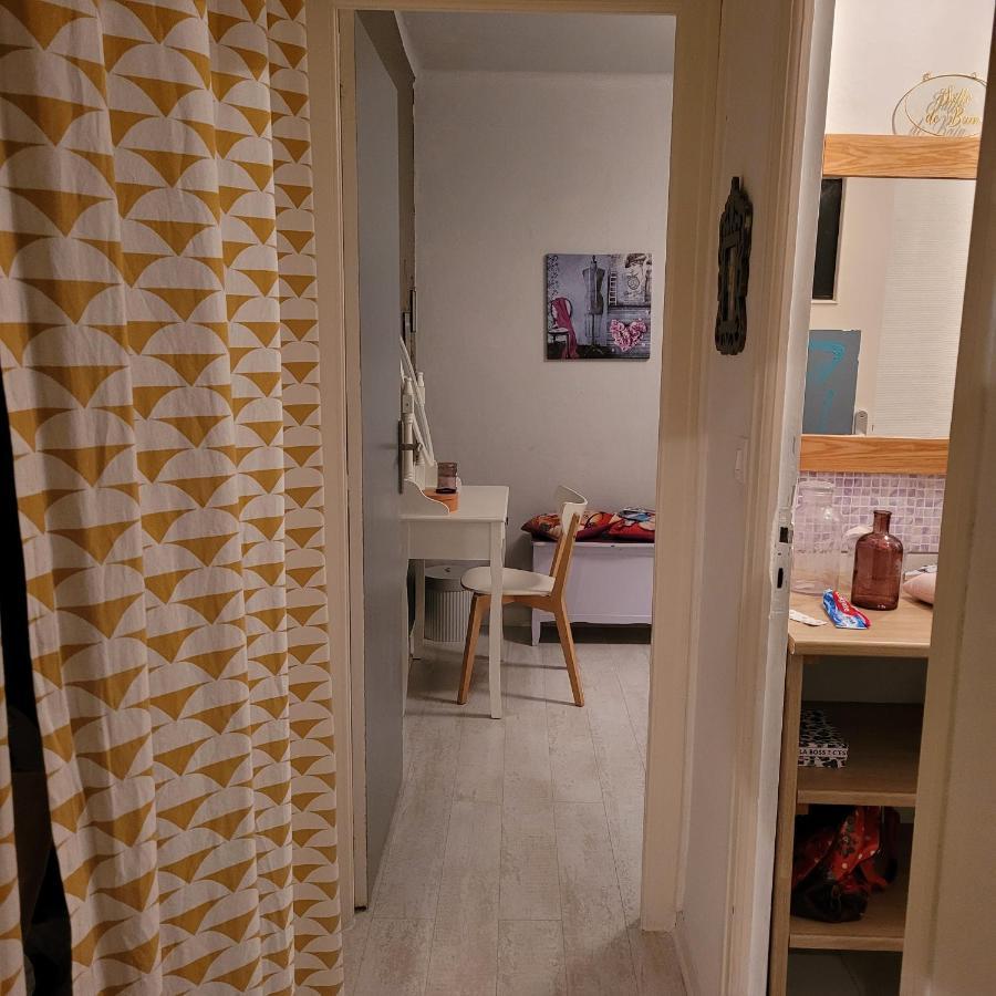 Charmant Appartement A Deux Pas Du Centre Historique Quimper Dış mekan fotoğraf